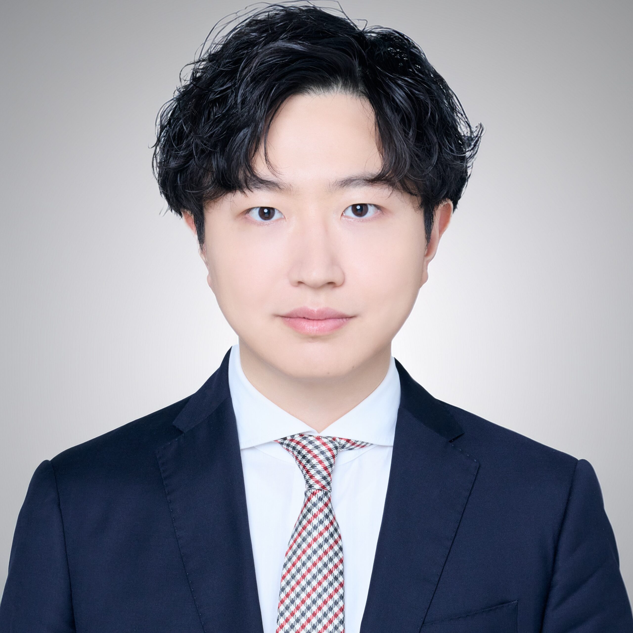 元 斗鉉の顔写真